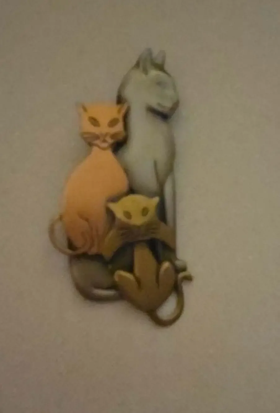 Vintage K & T Tri Color Three Cat Brooch Pin Mixed Metal